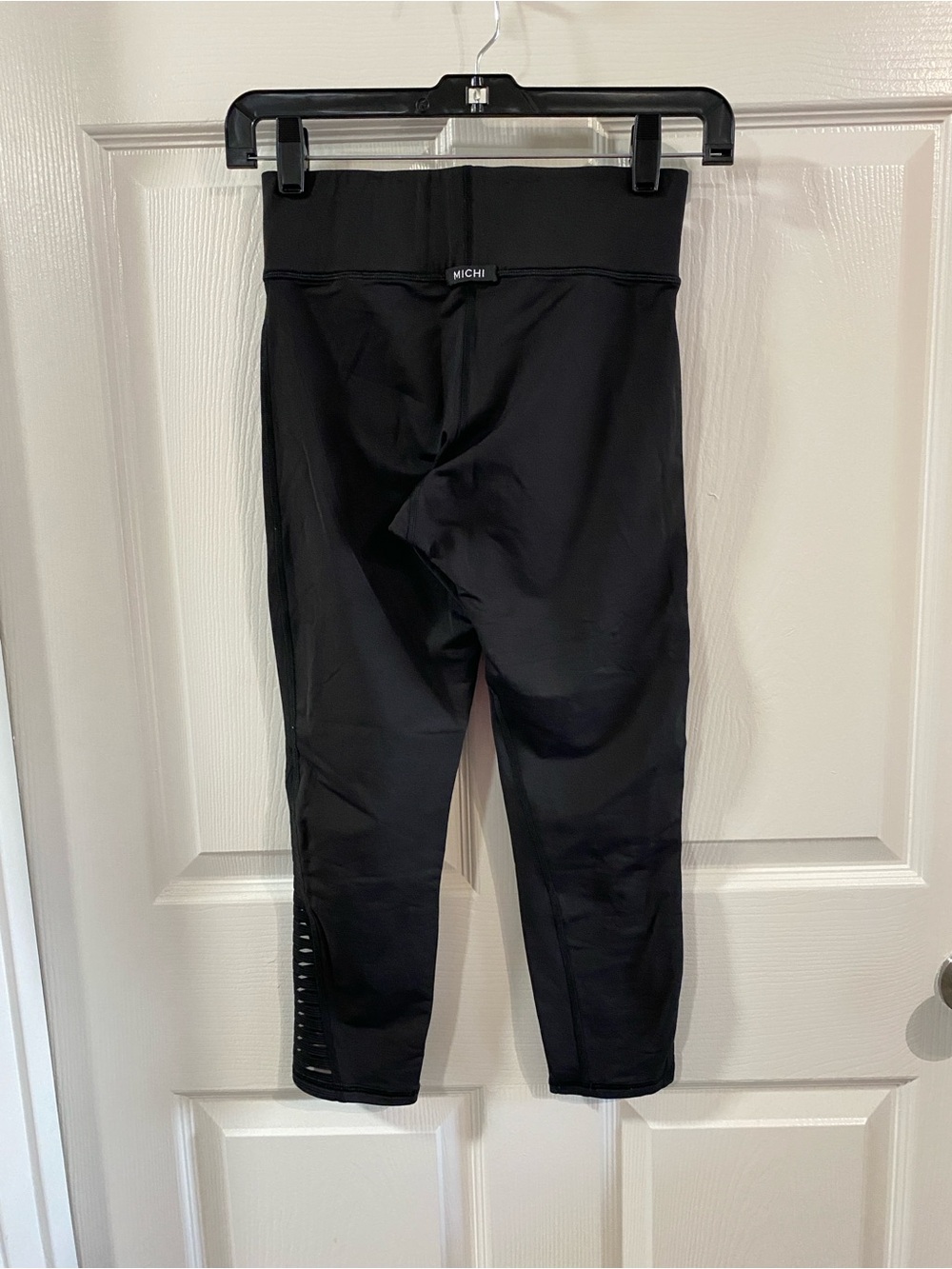 MICHI WMNS XS Black High-Rise Cropped Leggings with Mesh & Striped Calf Inset - Picture 6 of 8